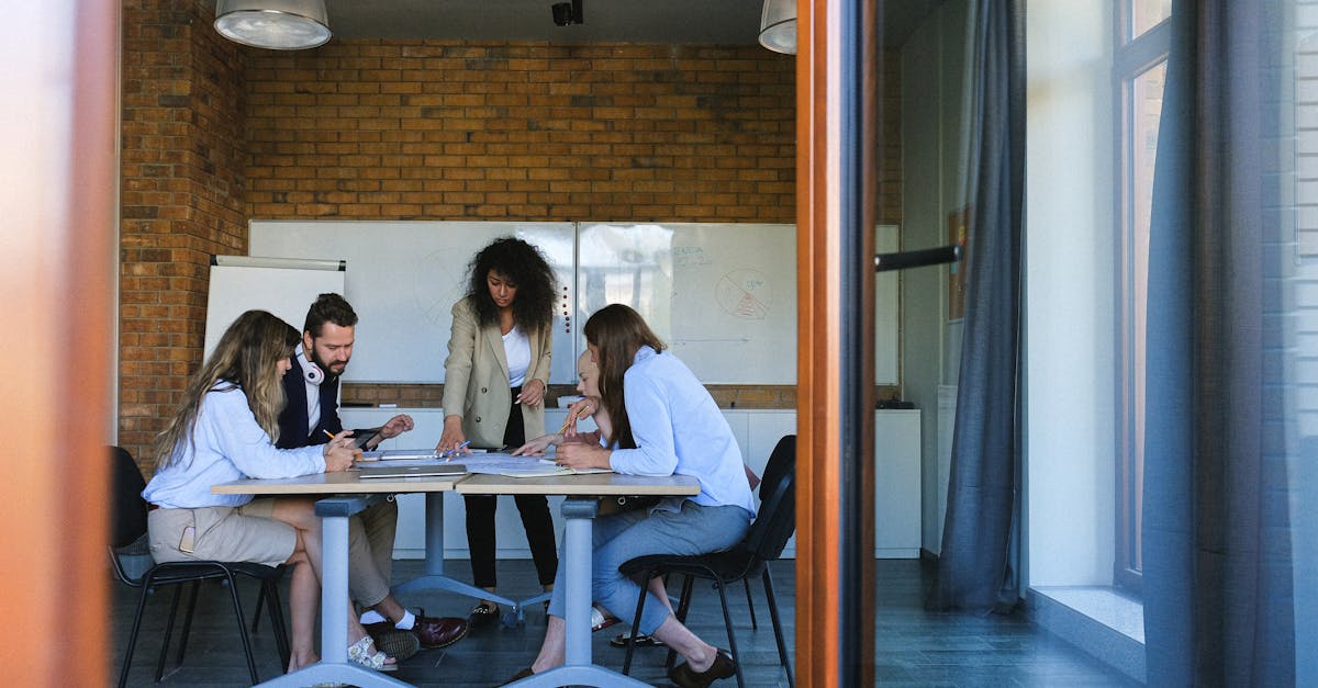 技术支持和游戏社区建设