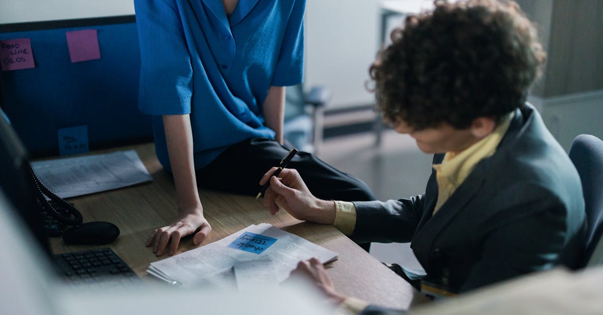 在线双语服务团队：西安企业注册代理费用标准