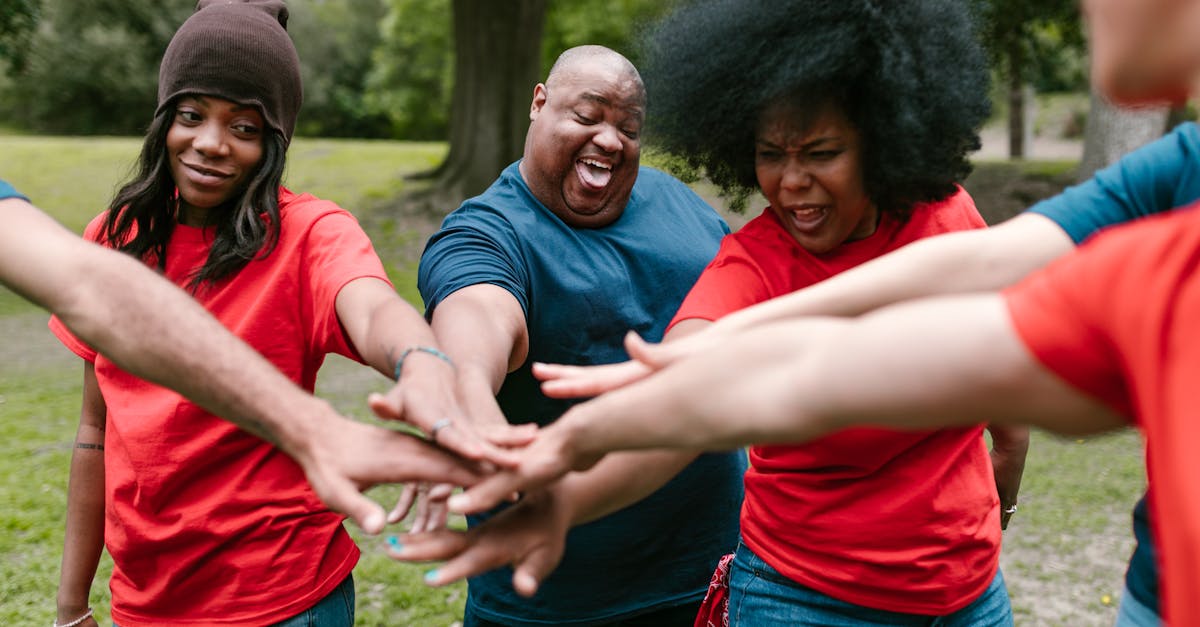 天亚如何开发和管理一个高质量的电子邮件数据库，以便提高账户的转化率