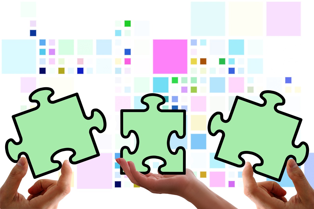 方盒欧盟扁蓝555：上海公司注册代理人